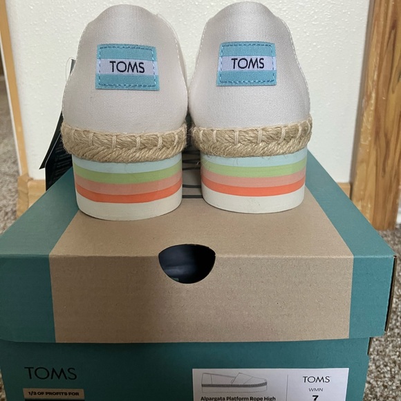 NWT TOMS Alparagata High Platform Espadrilles - Picture 3 of 4